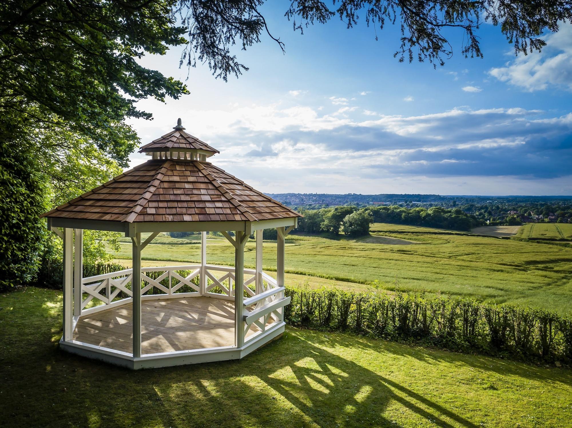 Hogs Back Hotel & Spa Nr Farnham Фарнем Экстерьер фото